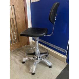 Bar Chair with Back 