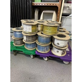 PVC cable, single core. 1.5mm dia. x 100碼  ( Yellow & Green Colour ) PVC cable, single core. 1.5mm dia. x 100碼  ( Yellow & Green Colour )